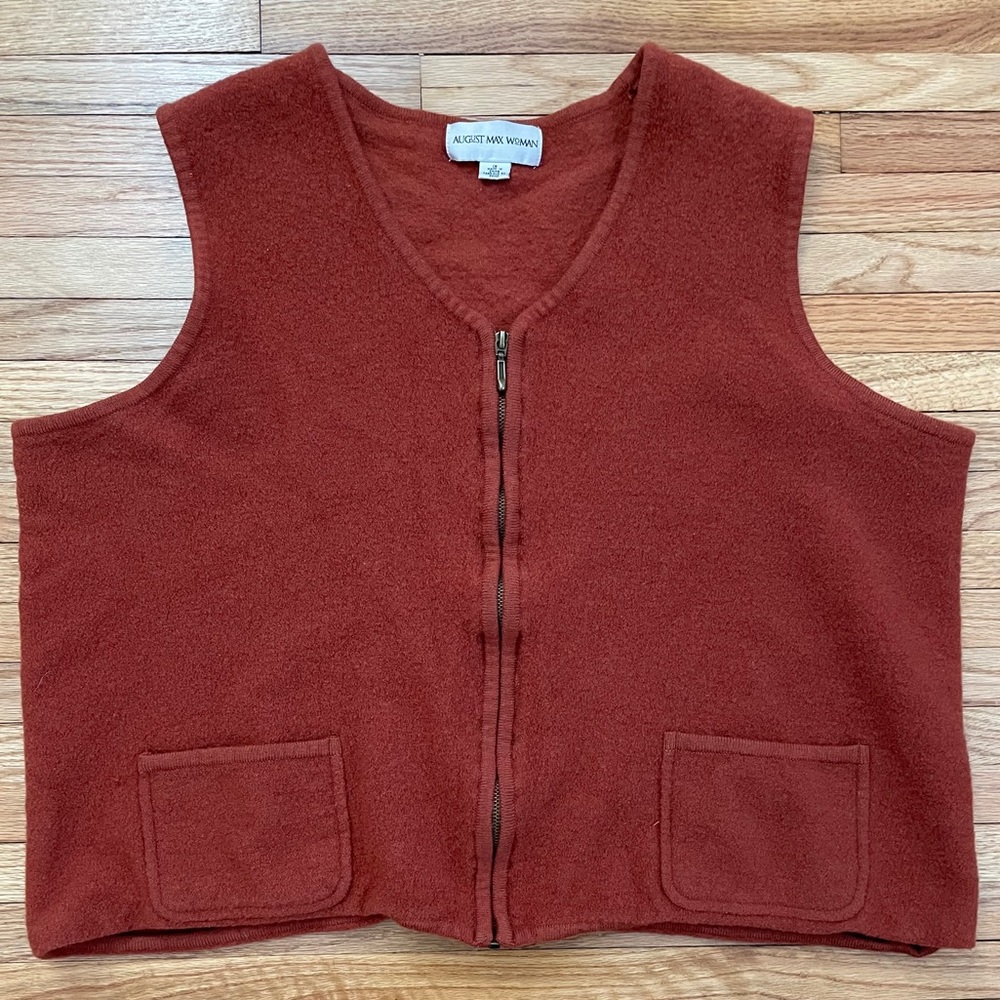 August Max Woman - Orange Wool Zip-Up Vest